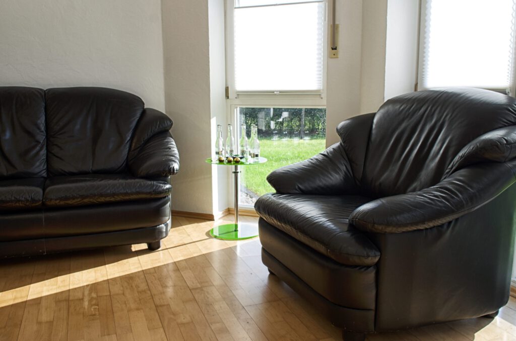 Praxis Schilling Fronhausen Sitzecke